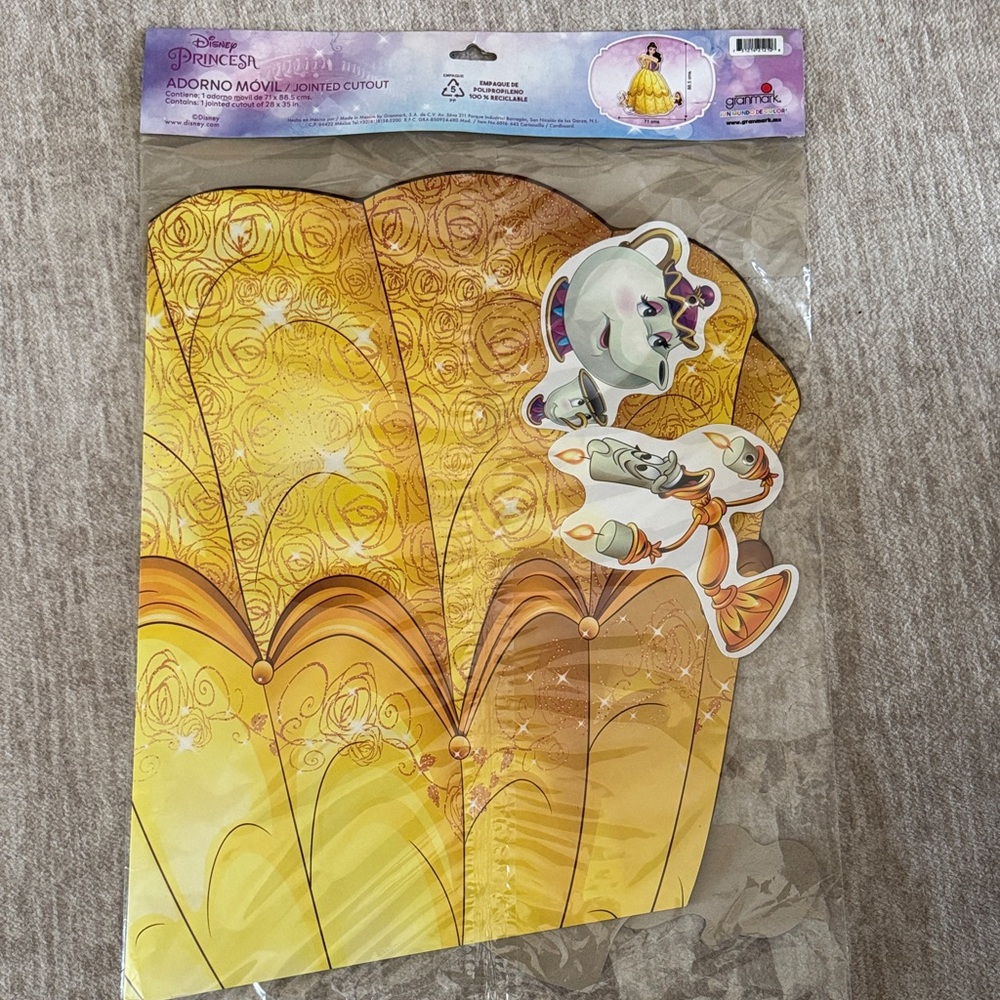 Disney Princess Belle Golden and White Cutout, 2 different backdrops - Picture 4 of 13